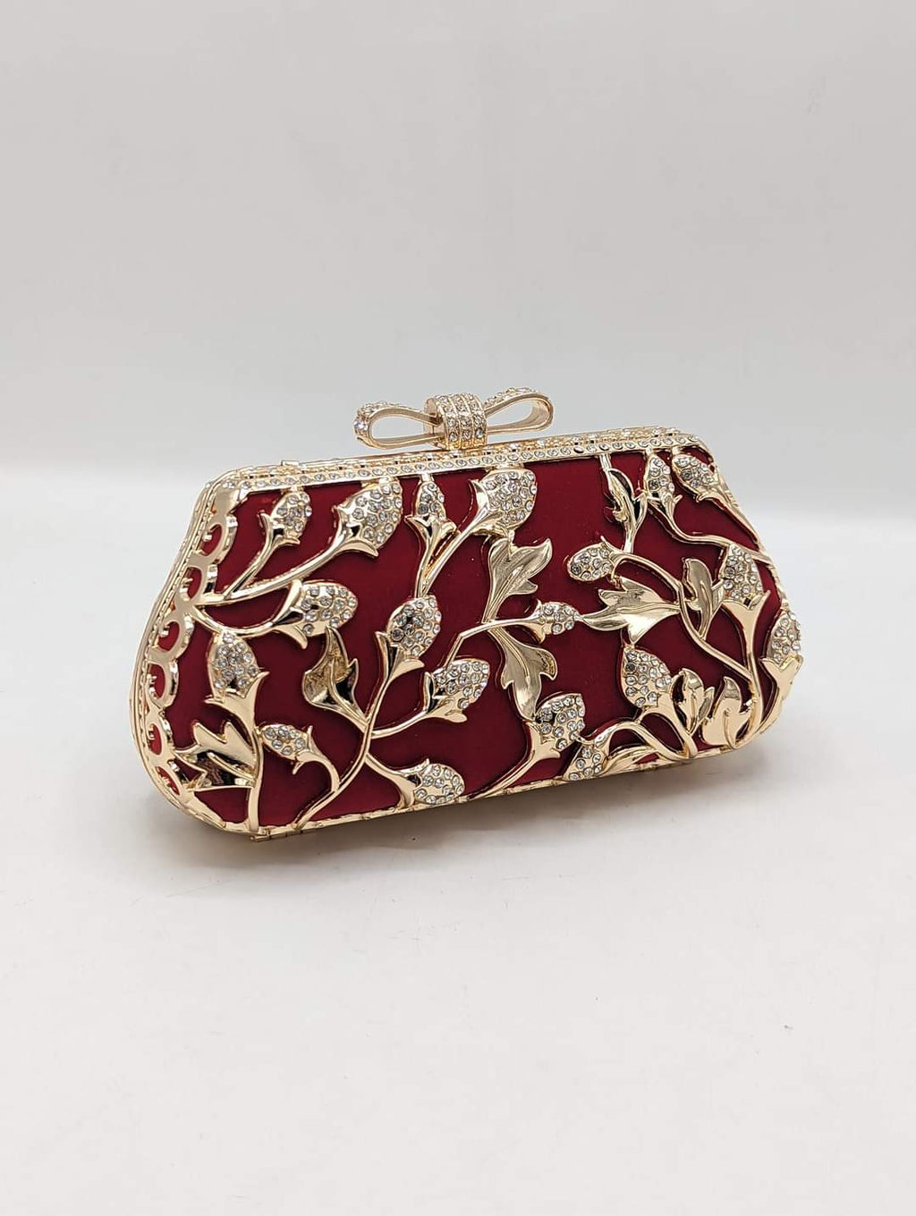Traditional Clutch