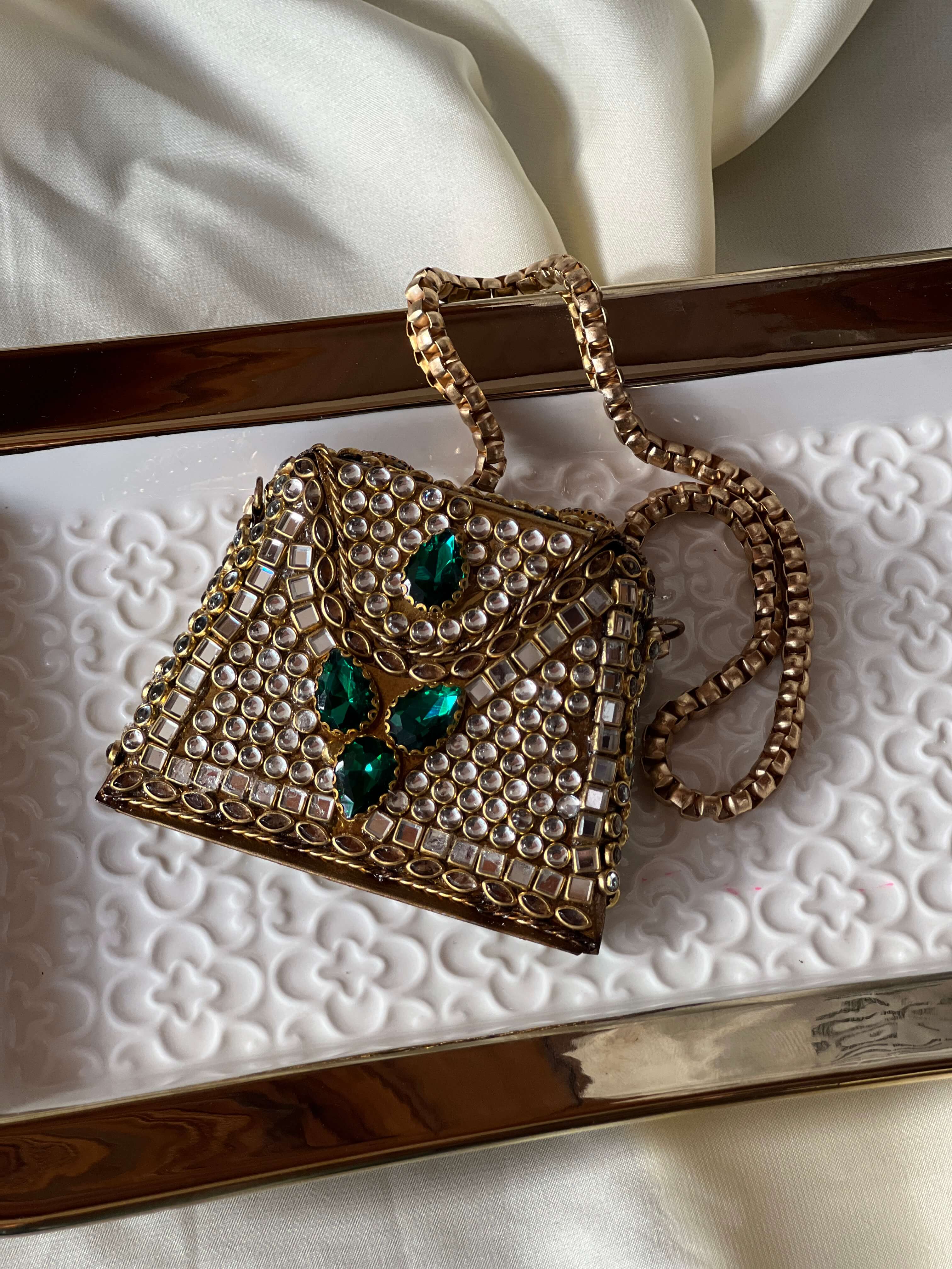 Noor Nano Clutch - Emerald Green