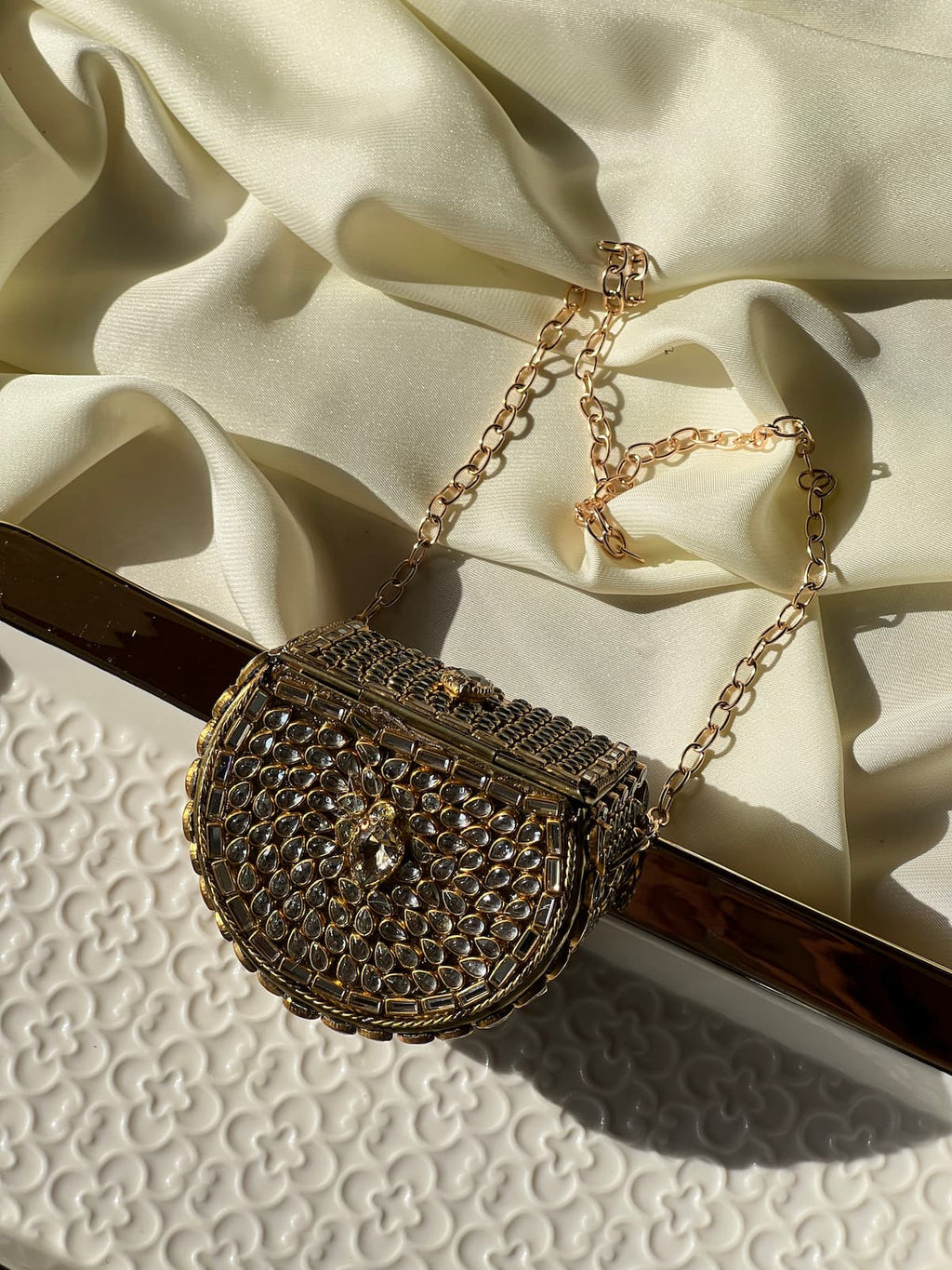 Mini Kundan Box Clutch