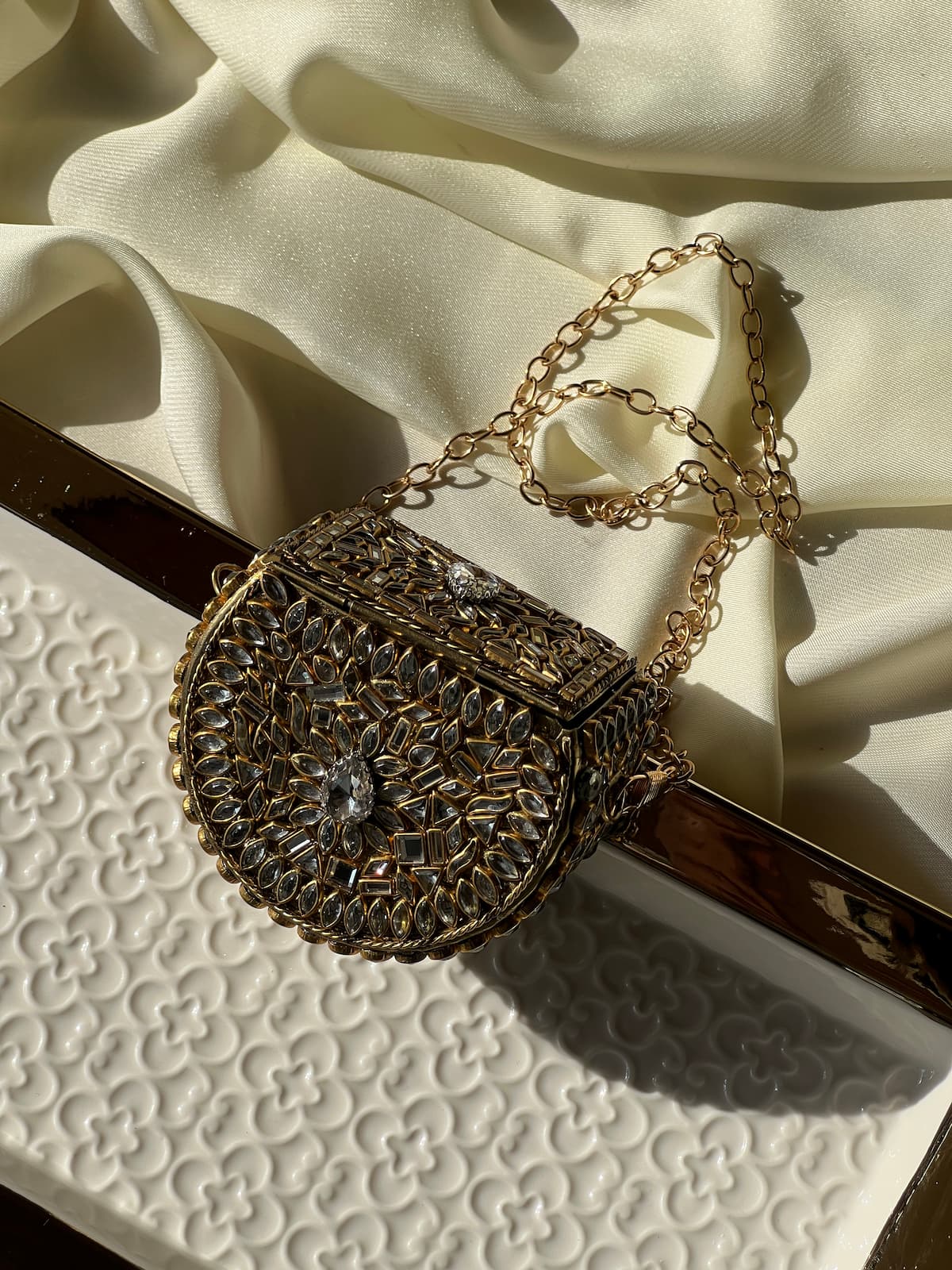 Mini Kundan Box Clutch
