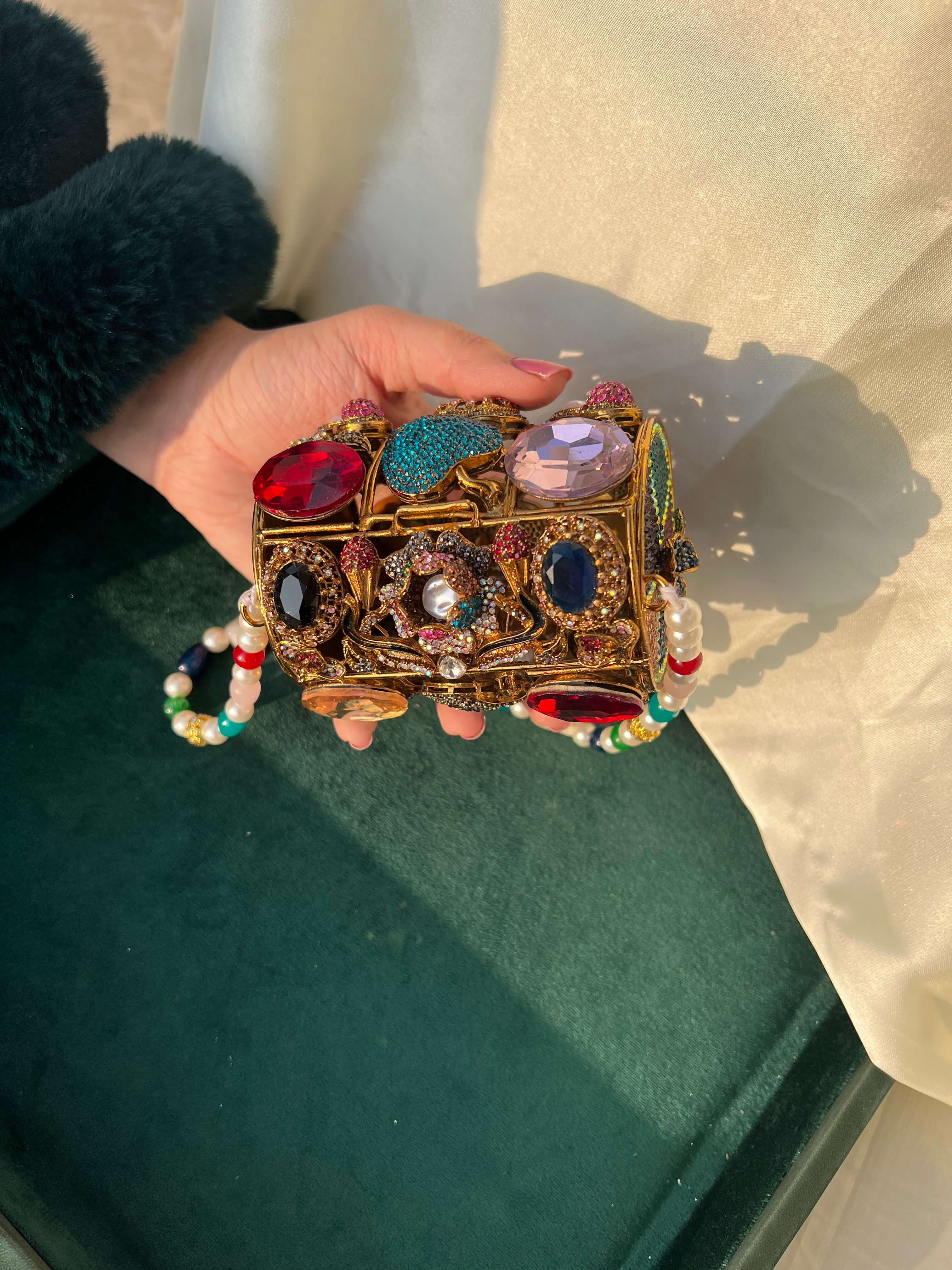 Crimson Crown Clutch-MULTI