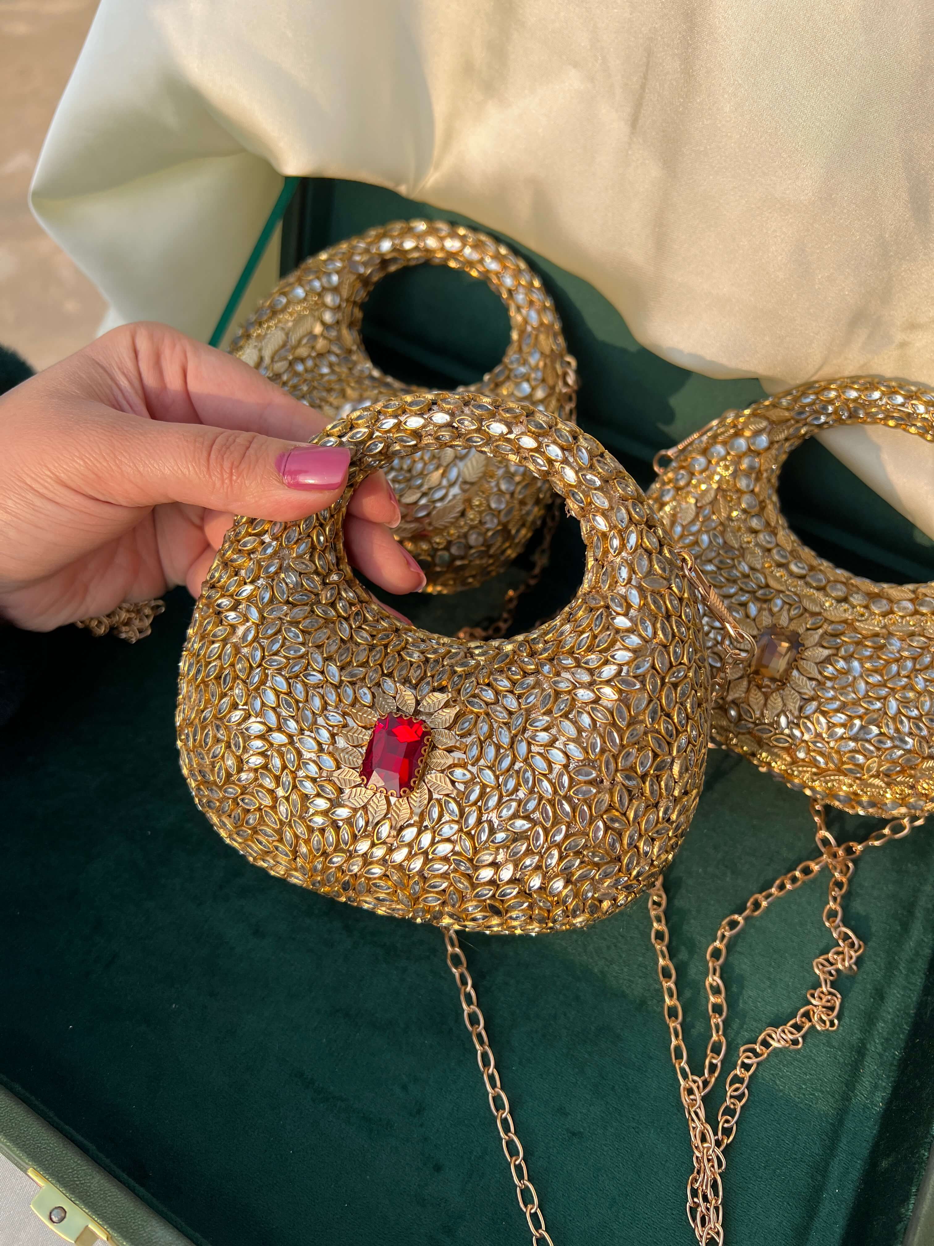Mini Kundan Handle Clutch