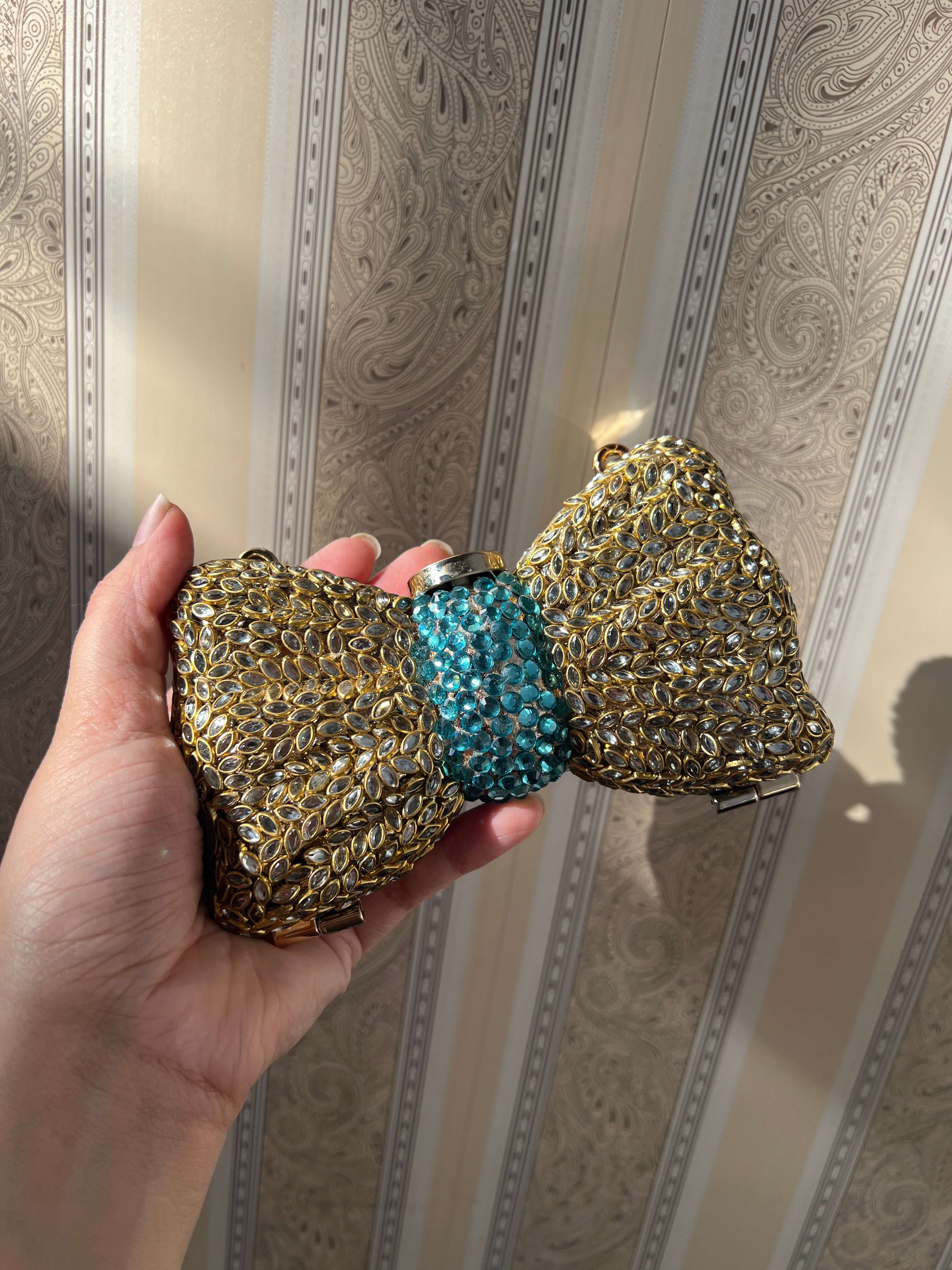 Mini Bow Kundun Clutch