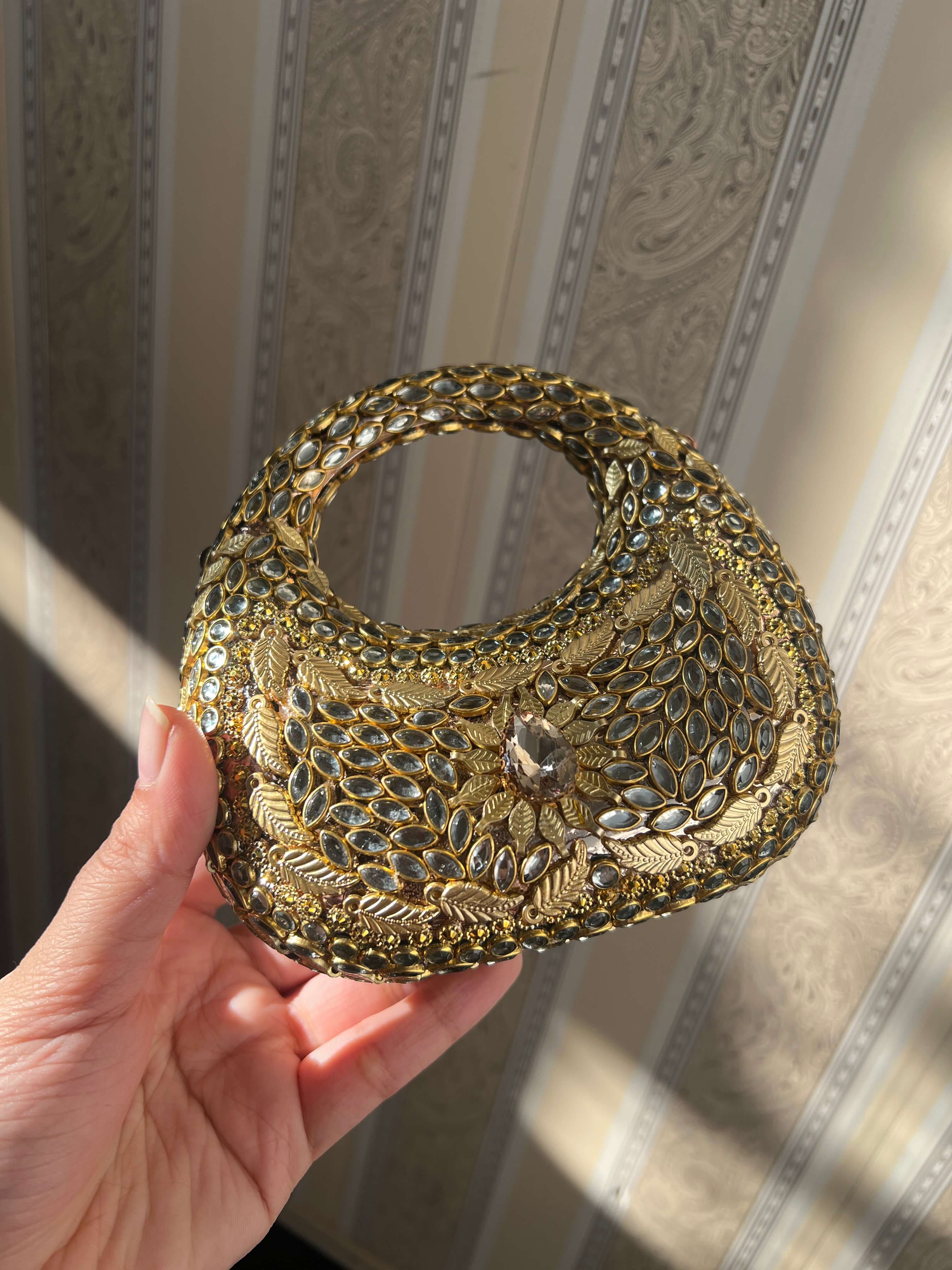 Mini Kundan Handle Clutch