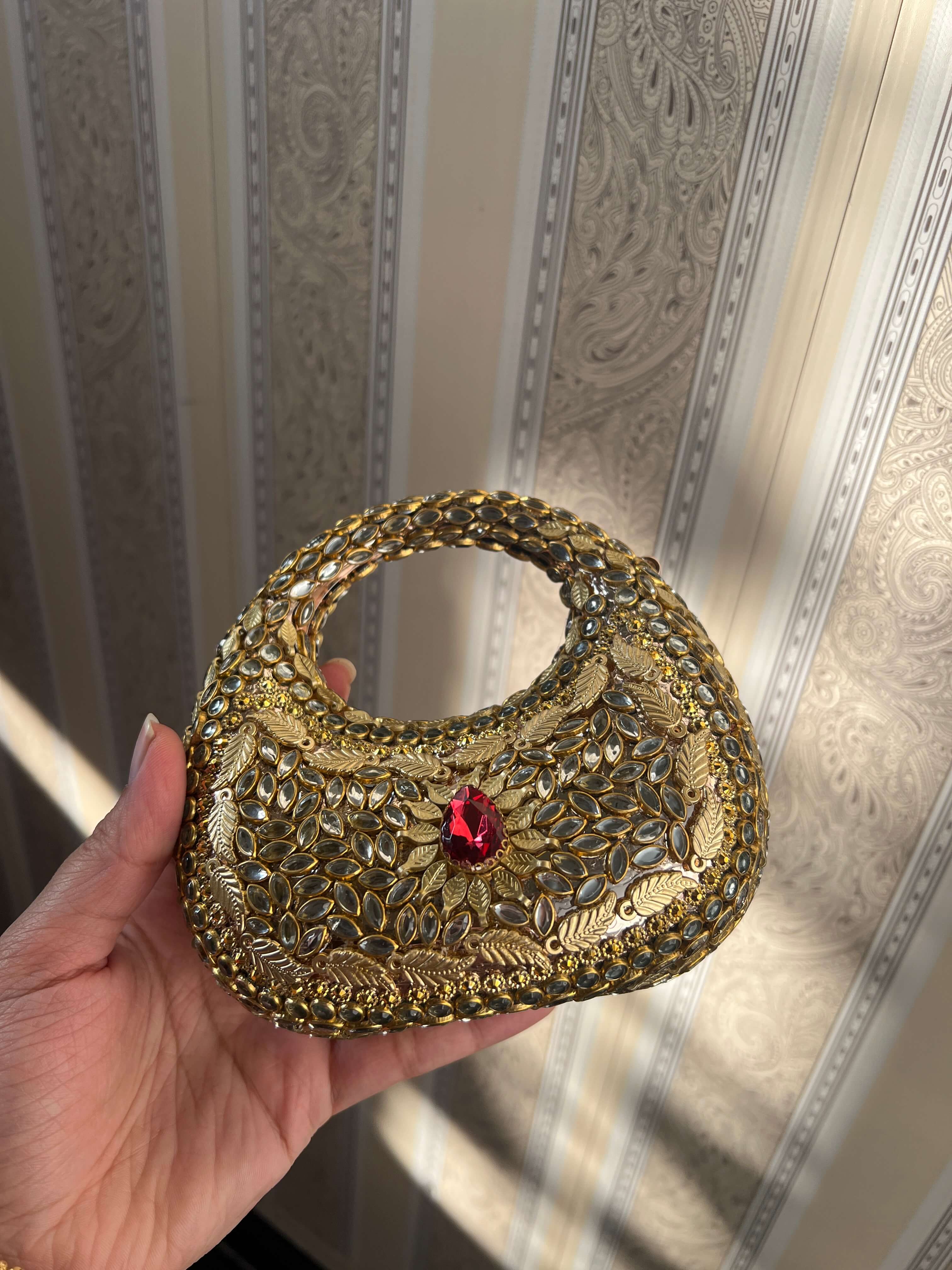 Mini Kundan Handle Clutch