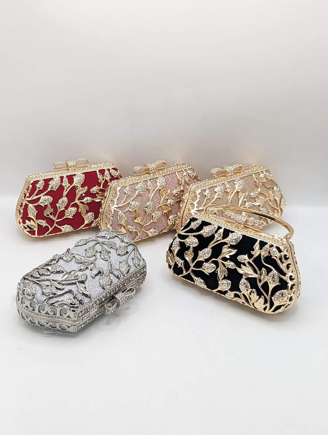 Traditional Clutch